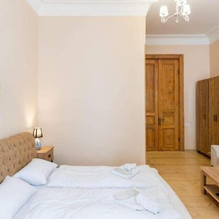 Crypto Hotel Tbilisi Eksteriør billede