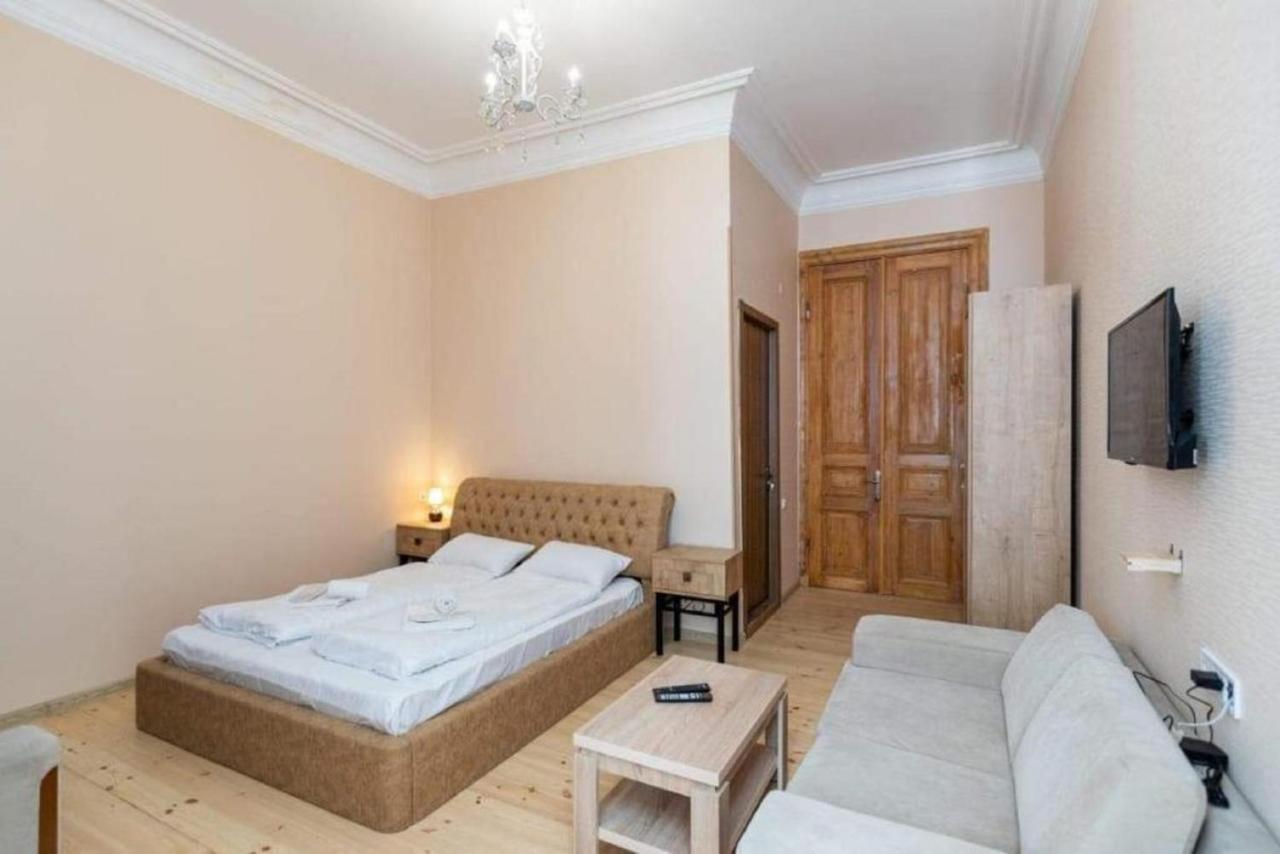 Crypto Hotel Tbilisi Eksteriør billede