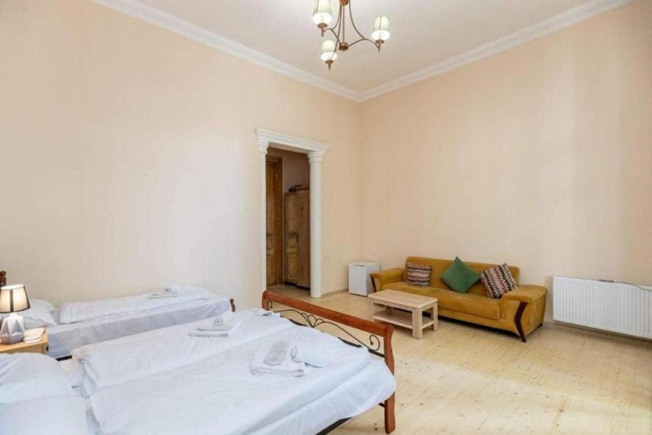 Crypto Hotel Tbilisi Eksteriør billede
